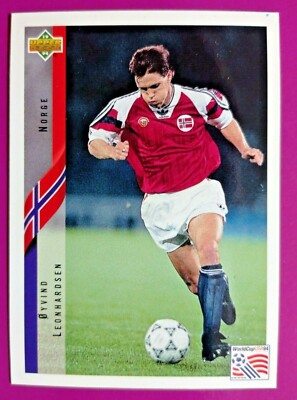 LEONHARDSEN ,NORGE-N.100-WORLD CUP USA 94 COLLECTIBLE CARD DELLA UPPER D.E.C.K.
