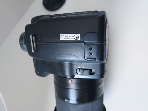 Sony Alpha A100 Digital SLR Camera With 18-70mm Lens Battery. Charger No Cord - Picture 9 of 11