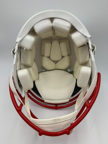 JULIO JONES SIGNED/AUTO'D ATLANTA FALCONS AUTHENTIC FLAT WHITE HELMET - BECKETT - Picture 6 of 7