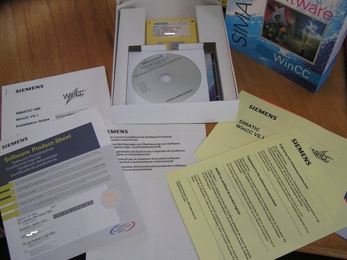 New - Siemens 6AV6381-1BF05-1AX0 WinCC / RT 64k V5.1 open original box - Picture 2 of 8
