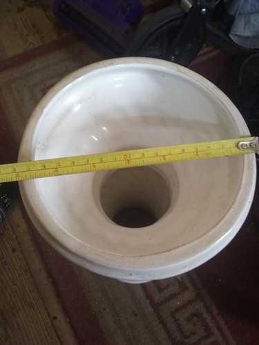 Jardinare Ceramic Plant Holder - Picture 6 of 13