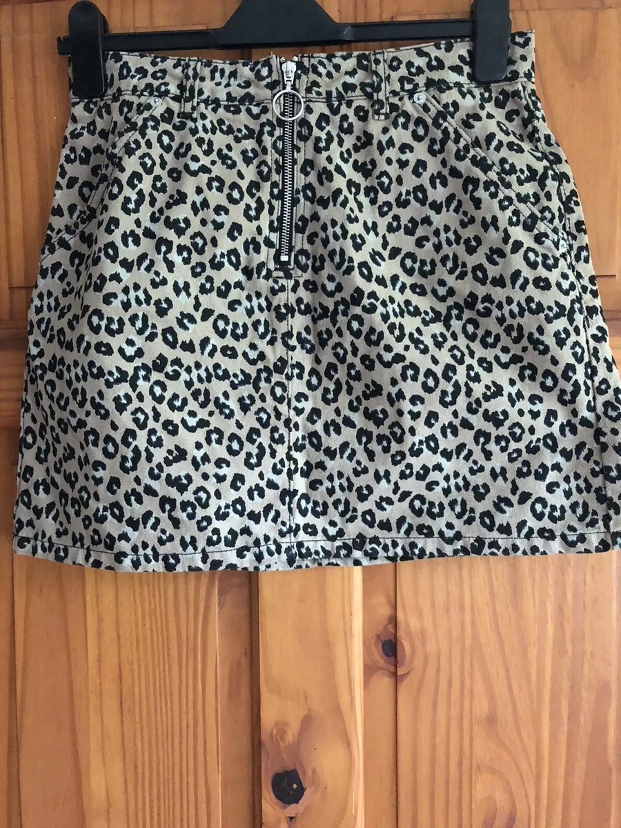 Leopard print mini skirt topshop top