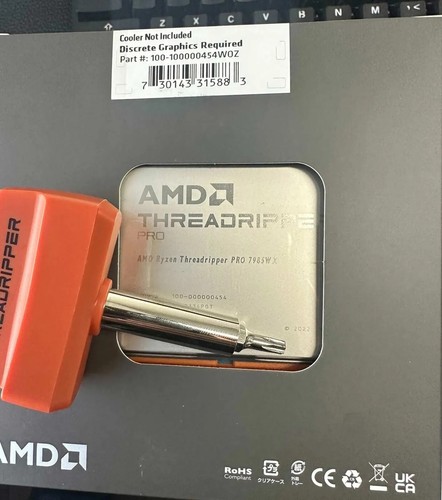 AMD Ryzen Threadripper PRO 7965WX 4.2GHz 24 Core 48 Threads sTR5 CPU Processor - Picture 1 of 3