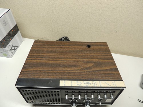 Vintage Realistic Patrolman 8 Channel VHF Scanning Receiver PRO-52 Model 20-121 - Picture 2 of 7