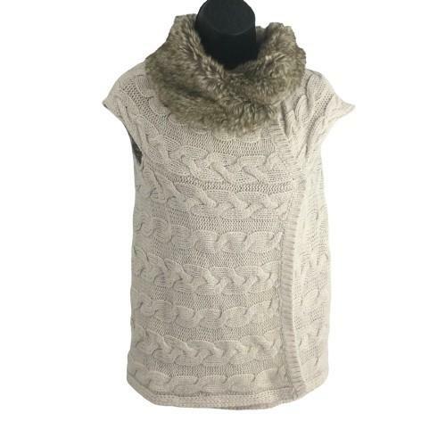 Fur Collar Cable Knit Sweater Vest 