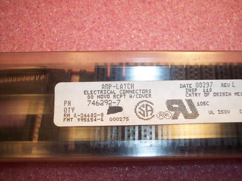 QTY (9) 30 POSITION NOVO IDC RIBBON CABLE RECEPTACLES 2.54mm 746292-7 AMP - Picture 2 of 2