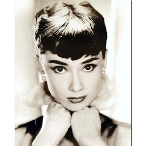 Full Drill Audrey Hepburn 5D Diamond Painting Embroidery Cross Crafts Kits Decor Full Drill Audrey Hepburn 5D Diamond Painting Embroidery Cross Crafts Kits Decor