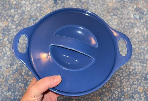 Corning Ware Creations 1.5 Qt. Casserole With Lid~Blue Stoneware Discontinued - Picture 5 of 5