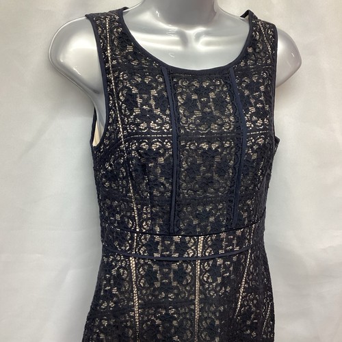 Ladies OASIS Navy Blue Lace Detail Floral Pattern Dress Size XS (475S) - Picture 3 of 7