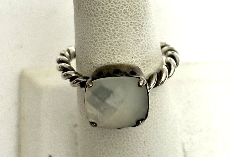 PANDORA Elegant Sincerity Twisted Sterling Cusion Cut Mother Of Pearl Ring Sz8 - Image 2 of 4