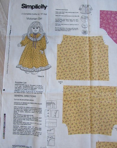Simplicity Victorian Girl 18" Puppenkleidung 2 Outfits American Girl Stoff Panel - Bild 2 von 3