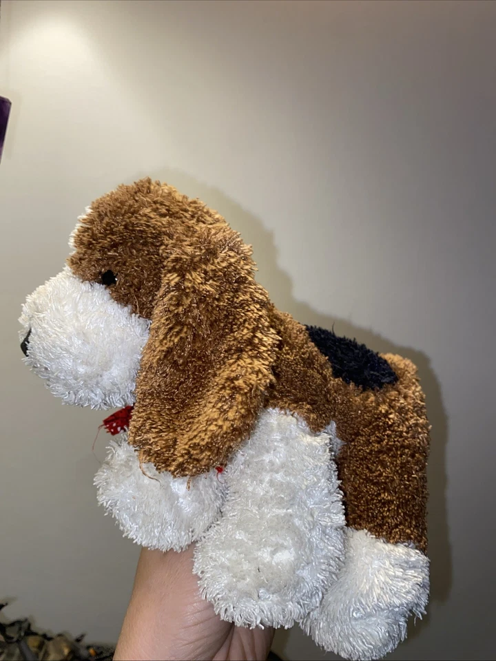 复古 2004 年动物冒险小猎犬狗毛绒棕色白色填充动物 — 第 2/4 张图片