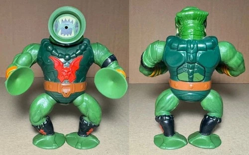 Vintage He-Man Masters of the Universe Leech Two-Tone Back Button Variant Figure