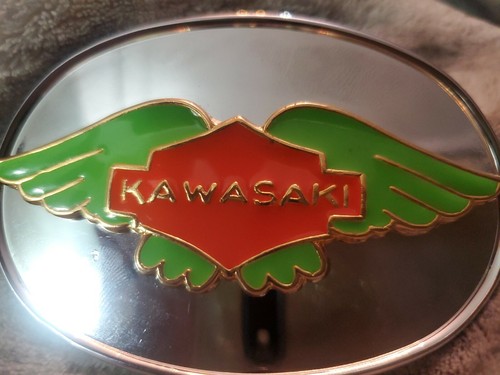 Acabado de espejo con hebilla de cinturón de motocicleta vintage KAWASAKI y emblema esmaltado. E 232 - Imagen 2 de 7