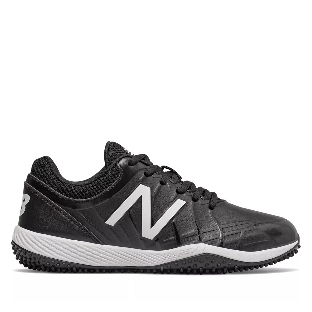 turf cleats new balance