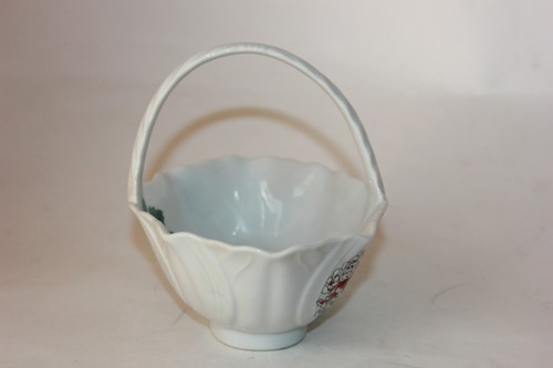 Vtg TOYO By MAGIE Porcelain CHRYSANTHEMUM Basket trinket Dish Japan Floral decor - Picture 5 of 12