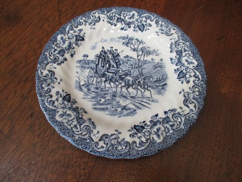 VTG JOHNSON BROS "COACHING SCENES" 6 1/4" DIAMETER BREAD/BUTTER PLATES-ENGLAND - Picture 1 of 12