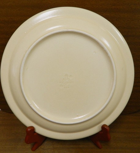 VTG PFALTZGRAFF Village STONEWARE 2 Dinner Plates 1 SALAD PLATE 1 Gravy Boat - Picture 3 of 15