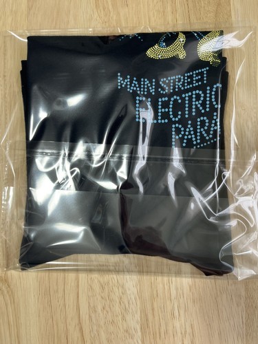 (Youth L) DISNEYLAND Main Street Electrical Parade GLOW IN THE DARK Tee NWT - Picture 10 of 10