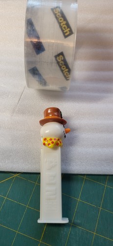 PEZ Retired Snowman C 2002 Brown Hat Christmas - white stem - Loose - slovenia - Picture 2 of 2