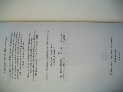 Cloak of Darkness (Helen MacInnes, 1982 1st Edition HC/DJ) - Picture 11 of 12