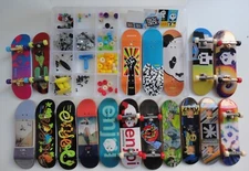 TECH DECK Fingerboard Skateboard & Skate Board Ramp & Parts Lot