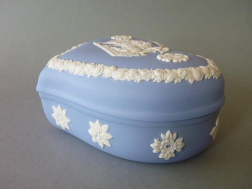 Wedgwood Blue Jasperware - Choose - Vase, Kidney / Round Scalloped / Heart Pot - Picture 26 of 40