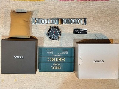 SEIKO SUN015P1 GMT KINETIC Sportura GMT QUARTZ (2072