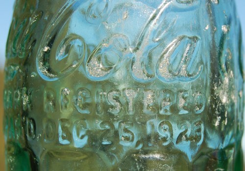Scarce ORIGINAL 1923 hobbleskirt Coca Cola Xmas COKE bottle IDAHO FALLS IDAHO - Picture 3 of 3