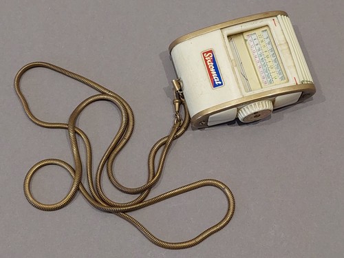 Vintage photo exposure meter Gossen Sixtomat Color Finder . Germany . - Picture 1 of 15