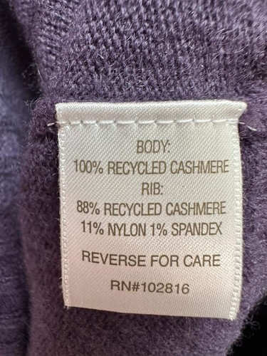 Neu mit Etikett - GRANNET HILL lila recyceltes Kaschmir schulterfrei V-Ausschnitt Pullover - M - Bild 9 von 10