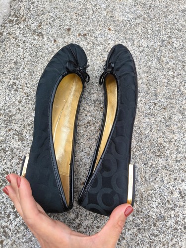 Coach Signature schwarz gold Ballerinas Damenschuhe Größe US 7 B - Bild 10 von 12