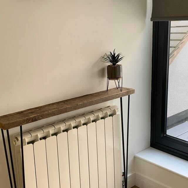 Reclaimed Rustic Wood Hairpin Leg Radiator Hallway Console Table