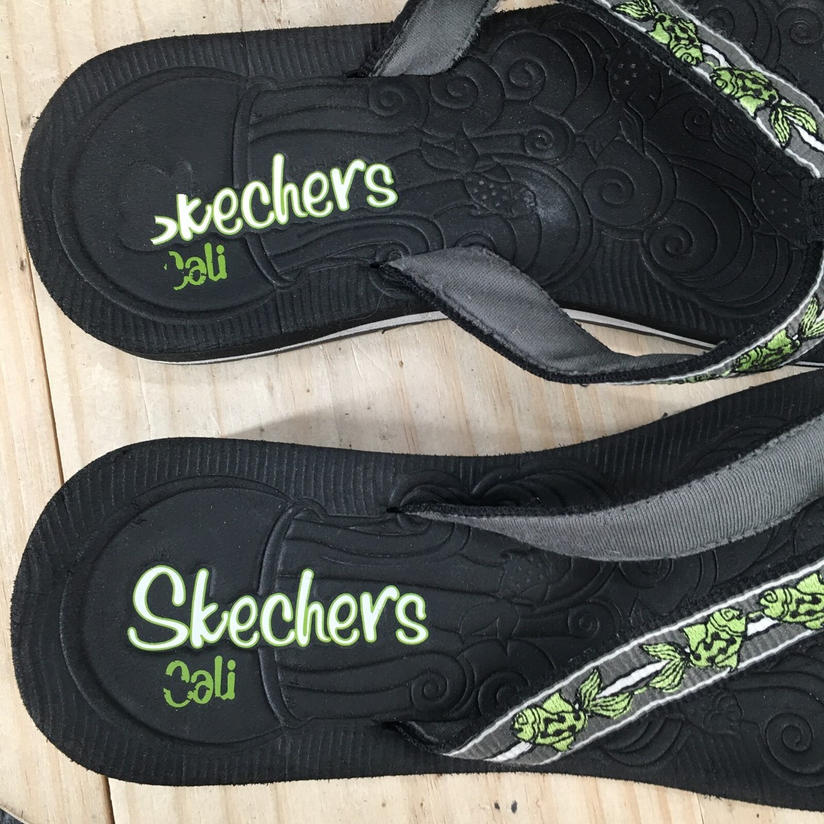 Skechers toe post sales flip flops