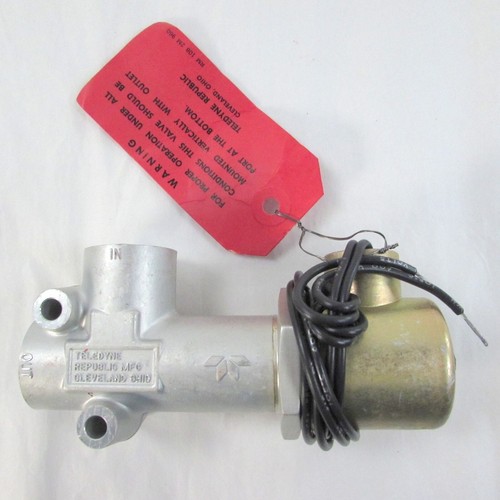 NEW Teledyne Republic 962-B3/8D2 Solenoid Shut Off Valve / Dump Valve 3000PSI - Picture 1 of 3
