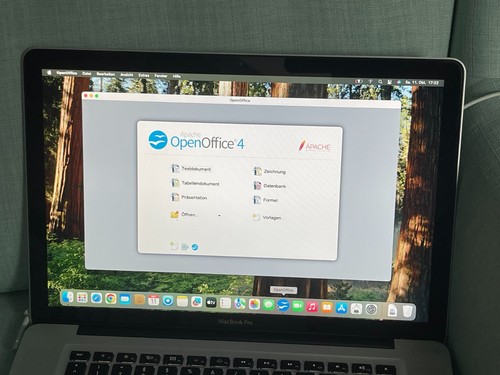 Apple MacBook Pro 15Zoll Intel Core i7 2,3 GHz 4GB RAM, 240GB SSD, MacOS Sequoia - Bild 5 von 12
