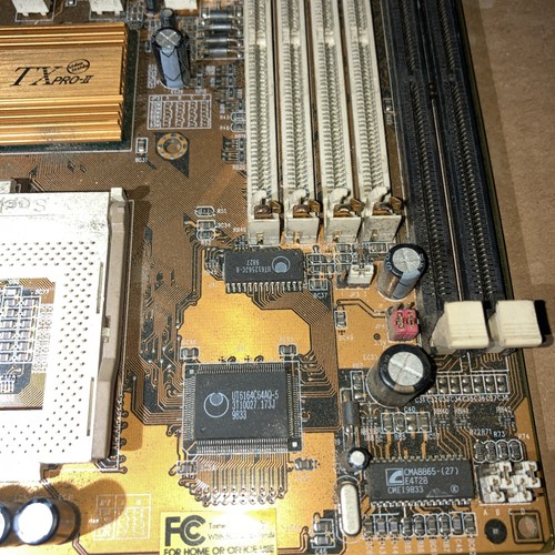 SOCKET 7 TX PRO II INTEL MOTHER BOARD Start Price Includes UK POST! - Picture 3 of 11