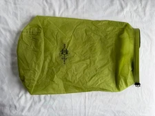 Sea to Summit Lightweight Dry Bag, 20 Liters, Ultralite, Backpacking, Green