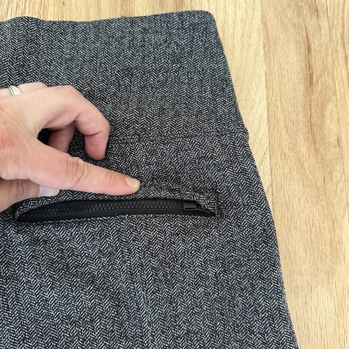 Athleta Damen Medium Petite Delancey schwarz weiß Fischgrät enge Leggings - Bild 7 von 13