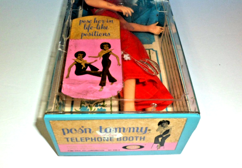 MUÑECA POS'N TAMMY IDEAL Y CABINA TELEFÓNICA #9105-8 TRAJE ORIGINAL AÑOS 60 1964 - Imagen 8 de 8