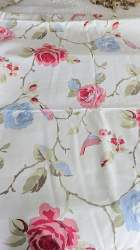 Tela de tapicería Clarke & Clarke de colección floral pájaros rosa azul "Agatha" 7 yardas x56 - Imagen 3 de 9