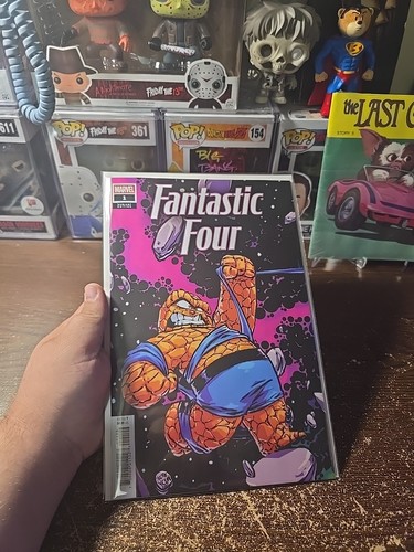 Fantastic Four #1 Skottie Young 5-teilige Verbindungsvariante - Bild 4 von 16