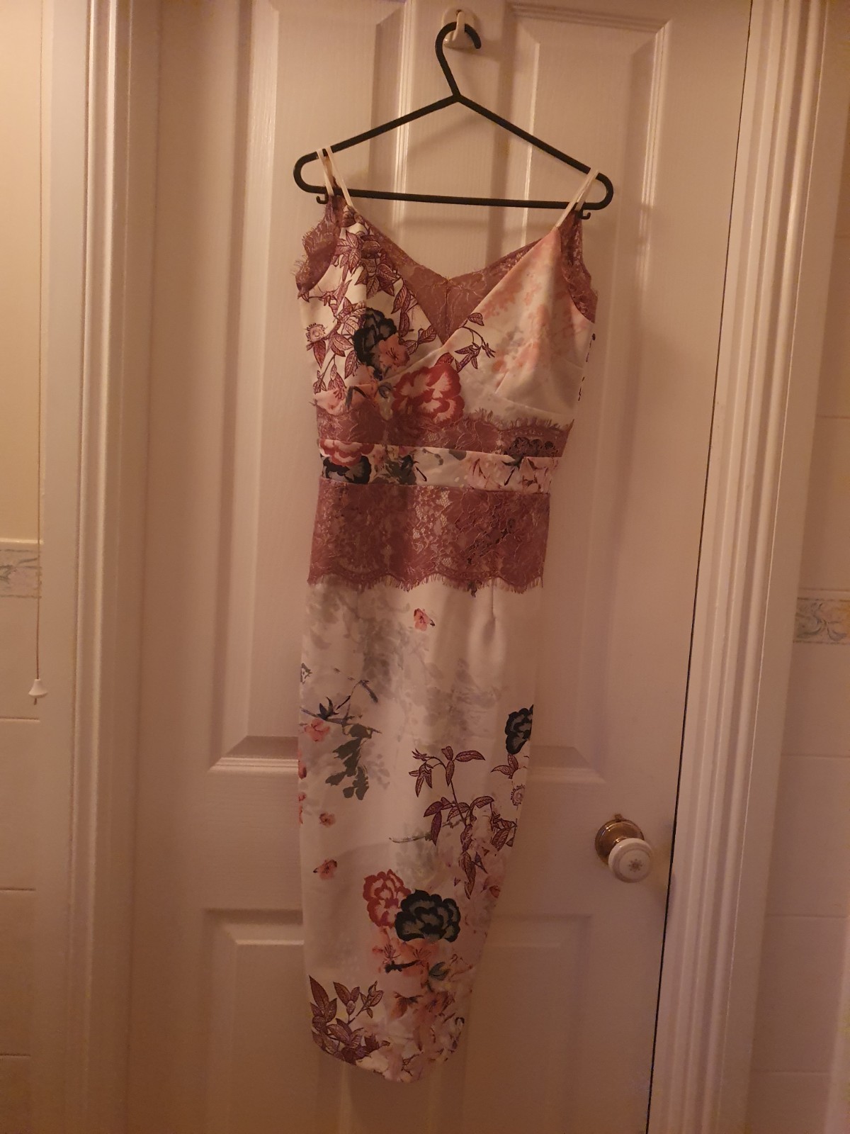 Picture 2 of 3