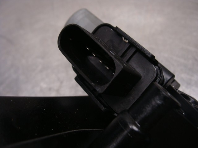 Picture 3 of 4
