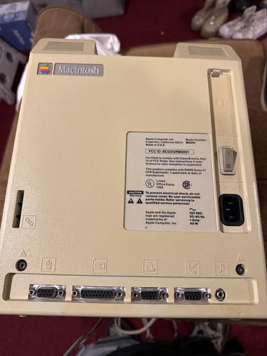 Apple Macintosh M0001A Computer (Einschalten) ungetestet - Bild 1 von 7