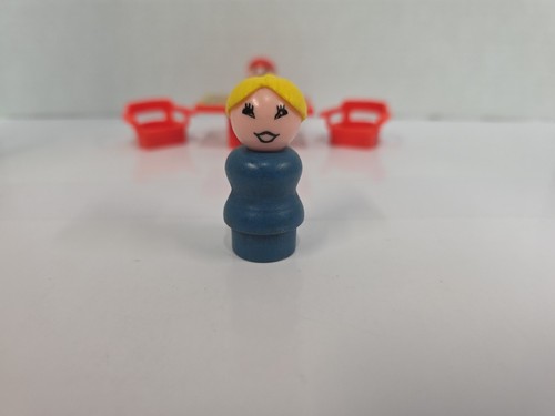 Fisher Price Little People 1960s Vintage Mom Dad Child Dinner Table 3 Chairs - Picture 5 of 15