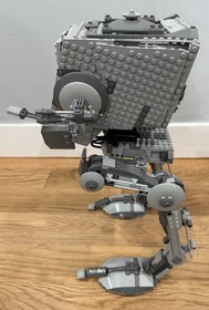 LEGO Star Wars: UCS AT-ST (10174) 100% Complete With Box And Manual