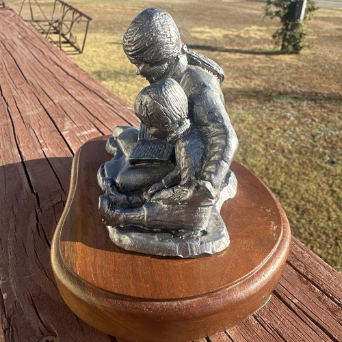 Vintage Michael Ricker Pewter Woman Reading to Boy Figurine - Picture 8 of 11