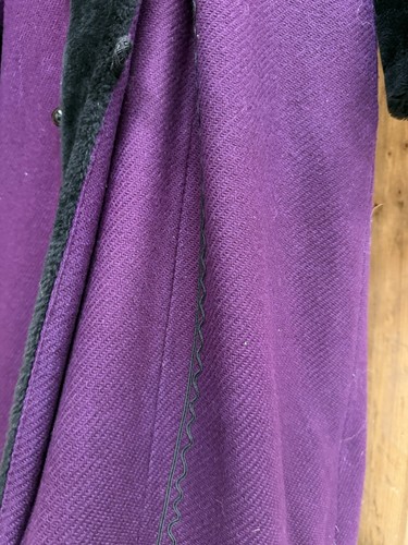 Vintage Union Made Purple Winter Over Coat With Black Faux Fur Trim And Hood - Picture 17 of 24