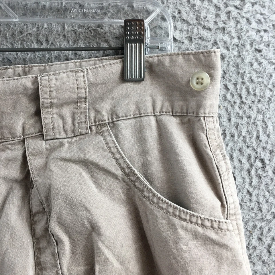 Pantalones cargo convertibles Cabelas para mujer 6 beige algodón tiro medio frente plano cremallera mosca Foto 4 de 4